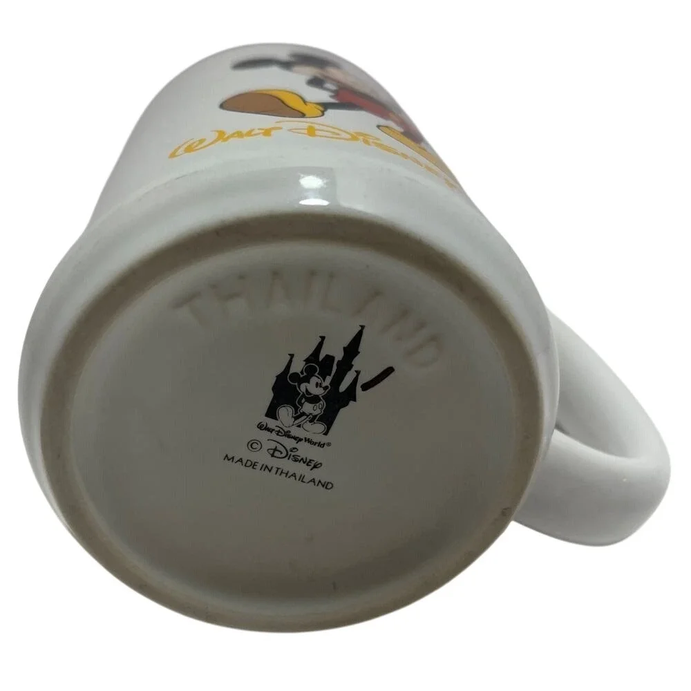 VTG Walt Disney World Mickey Mouse Large Coffee Mug Cup Yellow Inside‎